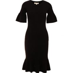 MICHAEL Michael Kors BODYCON TEXTRED Sukienka dzianinowa black. Sukienki marki MICHAEL Michael Kors. W wyprzedaży za 450.45 zł.