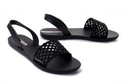 IPANEMA Breezy Sandal Fem 82855 black, sandały damskie. Czarne sandały Ipanema, bez wzorów, bez obcasa, bez zapięcia. Za 129.90 zł.