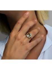 Les Petites Précieuses Pozłacany pierścionek z cyrkoniami i ametystem rozmiar: 58. Zielone pierścionki Les Petites Précieuses, z ametystem, pozłacane. Za 216.22 zł.