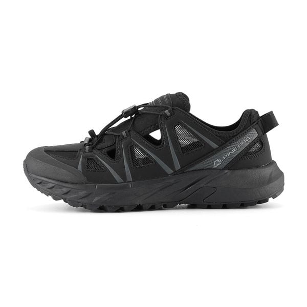 Buty sportowe letnie unisex Alpine Pro Omege. Czarne buty treningowe Alpine Pro, na lato, bez wzorów, z gumy, bez zapięcia, trekkingowe. Za 399.00 zł.