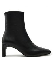 Vagabond Shoemakers Botki Vendela 5823-001-20 Czarny. Czarne botki Vagabond Shoemakers, bez wzorów, ze skóry, bez obcasa, na słupku, bez zapięcia. Za 579.99 zł.
