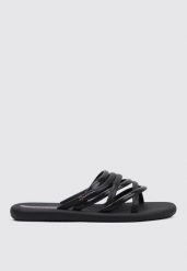 Klapki damskie Ipanema 83606AW816. Czarne klapki Ipanema, bez wzorów, z materiału, sportowe, bez obcasa, bez zapięcia. Za 67.99 zł.