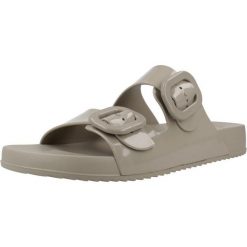 Sandały IGOR S10334 Jasnobrązowy. Brązowe sandały IGOR, bez wzorów, z gumy, bez obcasa, bez zapięcia. Za 170.99 zł.