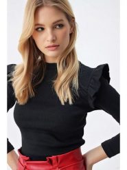 Trend Alacati Sweter w kolorze czarnym rozmiar: S. Czarne swetry Trend Alacati, s, bez wzorów, bez ramiączek. Za 69.91 zł.