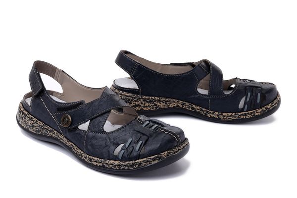 RIEKER 46377-14 blue, sandały damskie. Niebieskie sandały Rieker, bez wzorów, z gumy, bez obcasa, na koturnie, bez zapięcia. Za 349.90 zł.