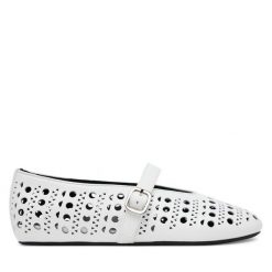 Baleriny Badura. Białe baleriny Badura, bez wzorów, bez obcasa, bez zapięcia. Za 279.99 zł.