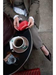 Victor & Hugo Paris Skórzana kopertówka "Wendy" w kolorze czerwonym - 12 x 7 x 3 cm rozmiar: onesize. Czerwone kopertówki Victor & Hugo Paris, bez wzorów, z materiału, bez dodatków. Za 69.99 zł.