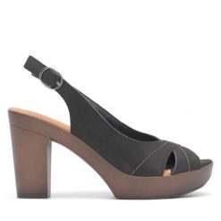 Sandały Lasocki. Czarne sandały Lasocki, bez wzorów, bez obcasa, na słupku, bez zapięcia. Za 179.99 zł.
