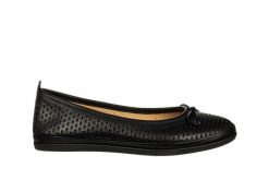 Baleriny Bayla-161 158 709 Black 161713, Czarny, Skóra naturalna - 39. Czarne baleriny Bayla, bez wzorów, z materiału, bez obcasa, na płaskiej podeszwie, bez zapięcia. W wyprzedaży za 199.00 zł.