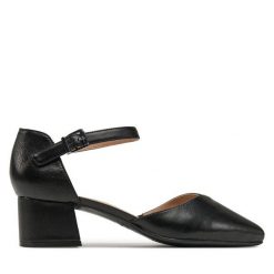 Półbuty Caprice. Czarne półbuty wsuwane Caprice, bez wzorów, bez obcasa, na obcasie. Za 219.99 zł.