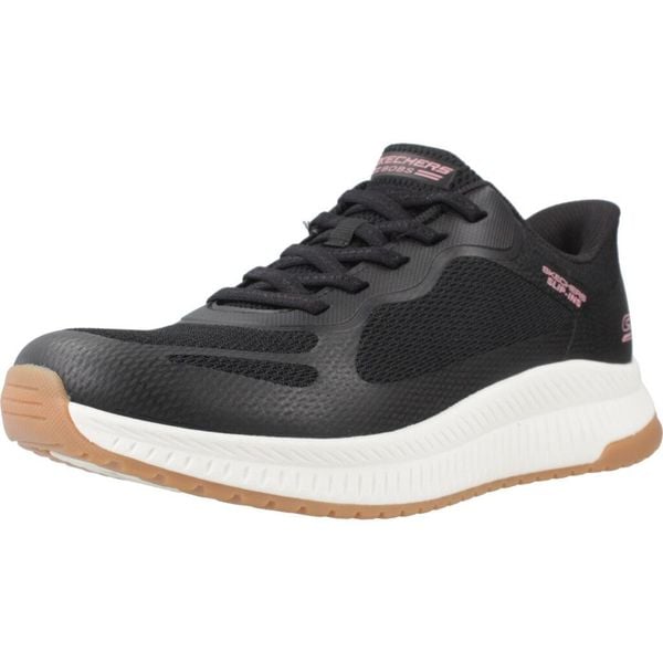 Buty SKECHERS BOBS SQUAD 4 STAPLE LOOK Czarny. Czarne buty trekkingowe Skechers, z syntetyku, bez zapięcia. Za 320.99 zł.