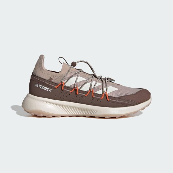Buty Terrex Voyager 21 Travel. Niebieskie buty do biegania adidas, bez wzorów, z materiału, bez zapięcia, do biegania. Za 439.00 zł.