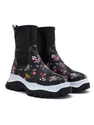 Goby Sztyblety w kolorze czarnym rozmiar: 39. Czarne buty sportowe lifestyle Goby, bez wzorów, sportowe, bez zapięcia. Za 347.99 zł.