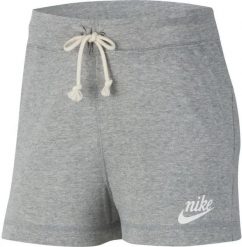 Damskie spodenki Nike Gym Vintage Short szare. Szare szorty sportowe Nike, bez wzorów, z bawełny, na fitness i siłownię. Za 199.99 zł.