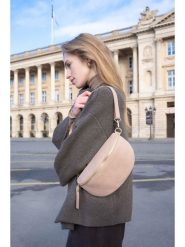 Maison héritage PARIS Skórzana saszetka "Kimi" w kolorze szarobrązowym - 24 x 12 x 5 cm rozmiar: onesize. Brązowe nerki i saszetki maison héritage PARIS, bez wzorów, z materiału, sportowe, bez dodatków. Za 195.99 zł.