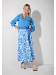 More & More Bluza w kolorze niebieskim rozmiar: 42. Niebieskie bluzy More & More, z aplikacjami, bez ramiączek, bez kaptura. Za 152.98 zł.