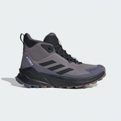 Buty Terrex Trailmaker 2.0 Mid Gore-Tex Hiking. Brązowe buty trekkingowe adidas, z gore-texu, bez zapięcia. Za 599.00 zł.