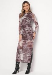 Brązowa Dopasowana Sukienka Maxi w Fantazyjny Print Sartine. Brązowe sukienki Born2be, l, z aplikacjami, bez kołnierzyka, bez ramiączek, maxi, dopasowane. W wyprzedaży za 135.99 zł.