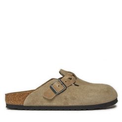 Klapki Birkenstock. Brązowe klapki Birkenstock, bez wzorów, bez obcasa, bez zapięcia. Za 719.99 zł.
