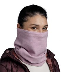 Komin sportowy unisex Buff® Merino Fleece Lilac Sand z wełny merynosów. Czerwone szaliki i kominy Buff, na zimę, bez wzorów, z elastanu, sportowe. Za 163.20 zł.