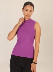 APART Top dzianinowy w kolorze fioletowym rozmiar: 40. Różowe topy Apart, bez wzorów, z dzianiny, bez kołnierzyka, bez ramiączek. Za 130.99 zł.