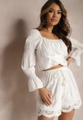 Białe Bawełniane Szorty z Ażurowymi Zdobieniami i Chwostami Sonalia. Białe szorty Renee, z aplikacjami, z bawełny, boho. W wyprzedaży za 55.99 zł.