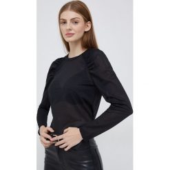 Sisley bluzka damska kolor czarny gładka. Czarne bluzki Sisley, m, bez wzorów, z tkaniny, bez kołnierzyka, bez ramiączek. W wyprzedaży za 139.99 zł.