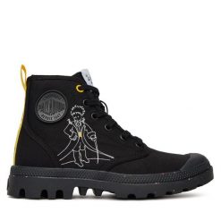 Trapery Palladium. Czarne traperki Palladium, bez wzorów, bez obcasa, bez zapięcia. Za 399.99 zł.