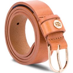 Pasek Damski TOMMY HILFIGER - New Classic Belt 2.5 AW0AW05580 75 206. Brązowe paski Tommy Hilfiger, w paski, ze skóry. Za 179.00 zł.