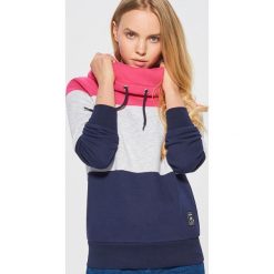 Wzorzysta bluza z kołnierzem - Granatowy. Bluzy marki Cropp. W wyprzedaży za 59.99 zł.