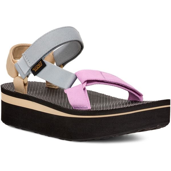 Sandały Teva Model W Flatform Univers Kolor Wielokolorowy. Czarne sandały Teva, bez wzorów, z materiału, bez obcasa, bez zapięcia. Za 351.80 zł.