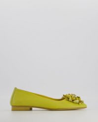 BALERINY Z OZDOBĄ CHANEL07 WAS GIA. Baleriny Venezia, z aplikacjami, ze skóry, bez obcasa, bez zapięcia. Za 479.00 zł.