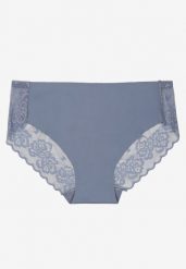 Niebieskie Majtki Figi Ozdobione Koronką Nilatria. Niebieskie figi Born2be, bez wzorów, z koronki. Za 11.99 zł.