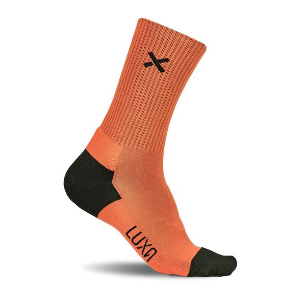 Skarpetki Rowerowe Ocieplane Jesienno-wiosenne LUXA Mist. Czerwone skarpetki LUXA, bez wzorów, z elastanu. Za 85.00 zł.