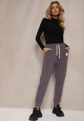 Ciemnoszare Spodnie Dresowe Ocieplone z Bawełny High Waist Ozdobione Aplikacją Rianila. Szare jeansy Renee, l, z aplikacjami, z bawełny, z podwyższonym stanem. W wyprzedaży za 51.99 zł.