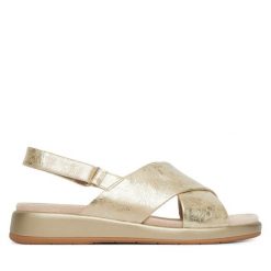 Sandały Caprice. Żółte sandały Caprice, bez wzorów, bez obcasa, na płaskiej podeszwie, bez zapięcia. Za 339.99 zł.