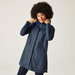 Truelsa damska turystyczna wodoodporna kurtka. Niebieskie kurtki przeciwdeszczowe Regatta, na lato, bez wzorów, bez kaptura, trekkingowe. Za 230.00 zł.