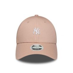 Damska czapka z daszkiem New York Yankees Logo 9FORTY. Białe czapki z daszkiem New Era, bez wzorów. Za 180.00 zł.
