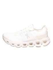 ON RUNNING Buty "Cloudswift 4" w kolorze białym do biegania rozmiar: 42. Białe buty do biegania On Running, bez wzorów, bez zapięcia, do biegania. Za 543.90 zł.