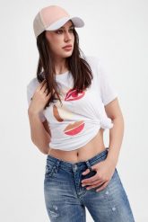 T-shirt damski ARMANI EXCHANGE. T-shirty Armani Exchange, s, bez wzorów, bez kołnierzyka, bez ramiączek. W wyprzedaży za 185.02 zł.