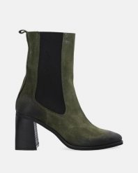 ZIELONE SZTYBLETY NA OBCASIE 25061 CAM VERDE. Zielone botki Venezia, bez wzorów, ze skóry, bez obcasa, na obcasie, bez zapięcia. Za 449.00 zł.