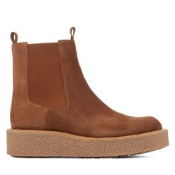 Sztyblety Geox. Brązowe botki Geox, bez wzorów, bez obcasa, na płaskiej podeszwie, bez zapięcia. Za 349.99 zł.
