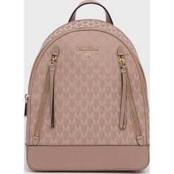 MICHAEL Michael Kors plecak damski kolor beżowy duży wzorzysty. Brązowe plecaki MICHAEL Michael Kors, bez wzorów, do ręki, bez dodatków. W wyprzedaży za 1,129.90 zł.