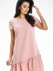 Sukienka Model A644 Powder Pink - awama. Różowe sukienki Awama, l, bez wzorów, z elastanu, z asymetrycznym kołnierzem, bez ramiączek, mini, asymetryczne. Za 247.31 zł.