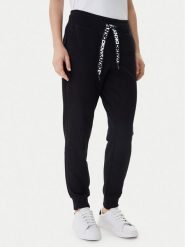 DKNY Sport Spodnie dresowe DP5P3496 Czarny Regular Fit. Czarne spodnie dresowe DKNY Sport, bez wzorów, z bawełny. Za 309.99 zł.