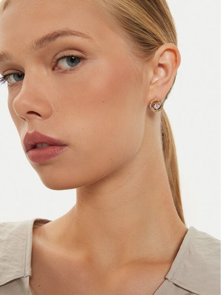 Guess Kolczyki JUBE04 666JW Złoty. Żółte kolczyki Guess, metalowe. Za 179.99 zł.