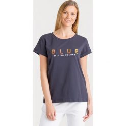 T-SHIRT T-SHIRT LIU JO SPORT. Niebieskie t-shirty sportowe Liu Jo Sport, l, z aplikacjami, z bawełny, bez ramiączek. Za 161.40 zł.