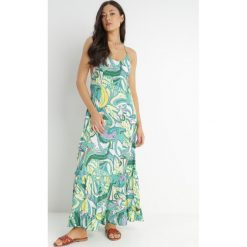 Zielona Sukienka Hyriope. Zielone sukienki Born2be, l, bez wzorów, z wiskozy, bez kołnierzyka, bez ramiączek, maxi. Za 139.99 zł.