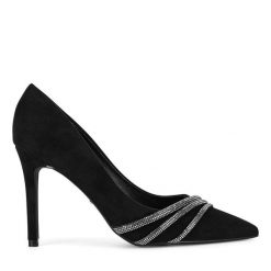 Szpilki DeeZee. Czarne szpilki DeeZee, bez wzorów, bez obcasa, na szpilce, bez zapięcia. Za 149.99 zł.