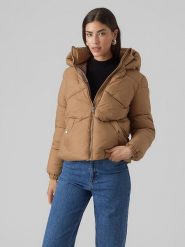 Vero Moda Kurtka pikowana w kolorze jasnobrązowym rozmiar: L. Brązowe kurtki Vero Moda, l, bez wzorów, bez kaptura. Za 155.95 zł.